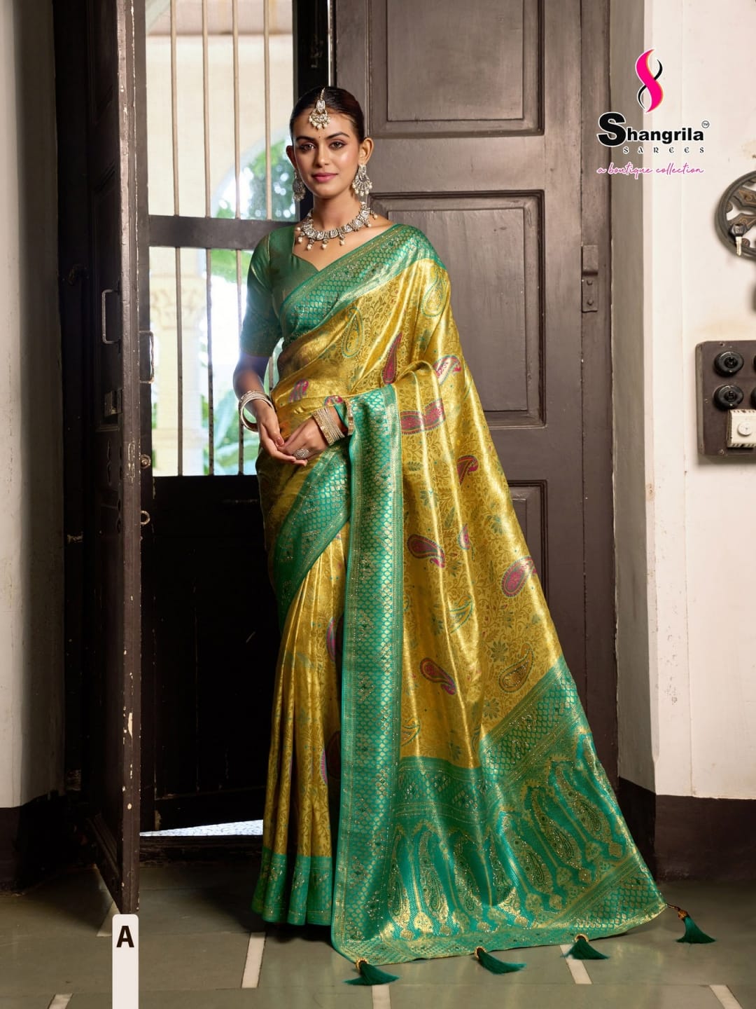 Kadak saree